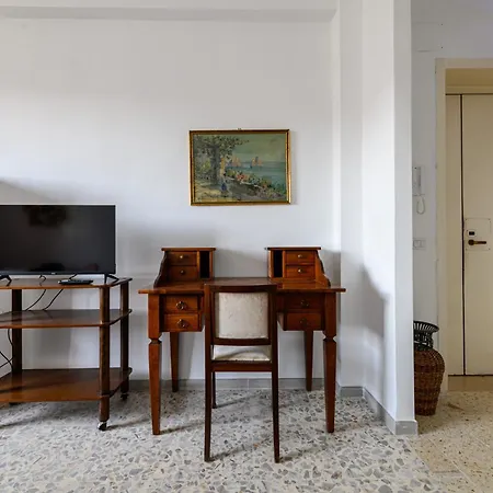 Via Coriolano 8 Apartment Naples Exterior photo