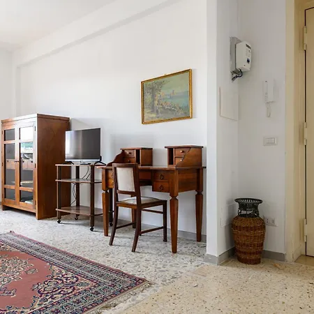 Via Coriolano 8 Apartment Naples Exterior photo