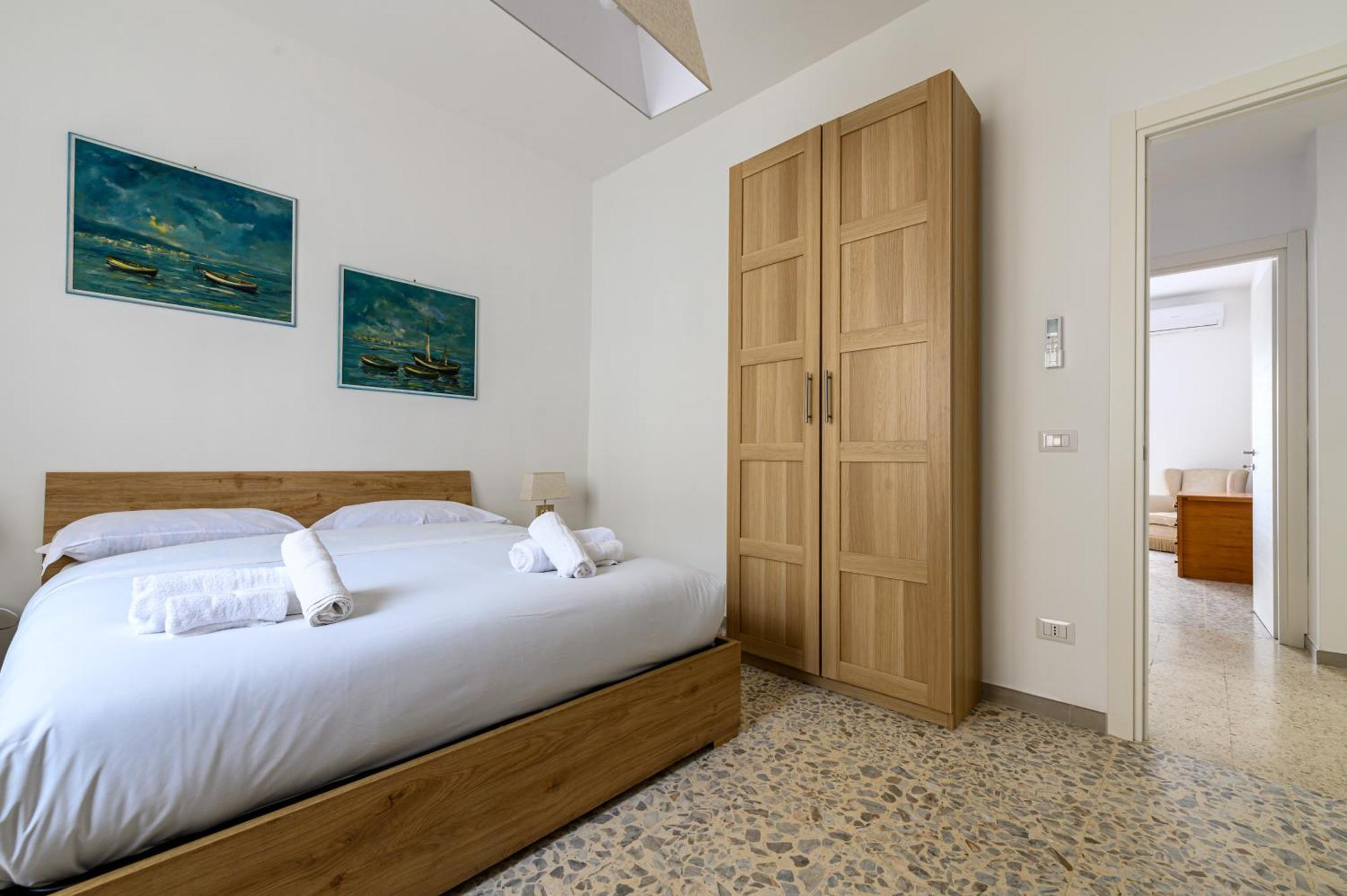 Apartment Via Coriolano 8 *