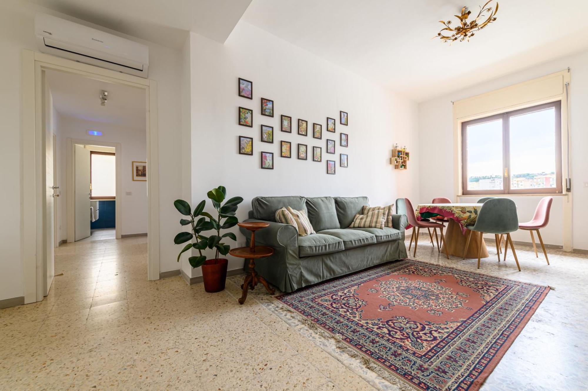Via Coriolano 8 Apartment Naples